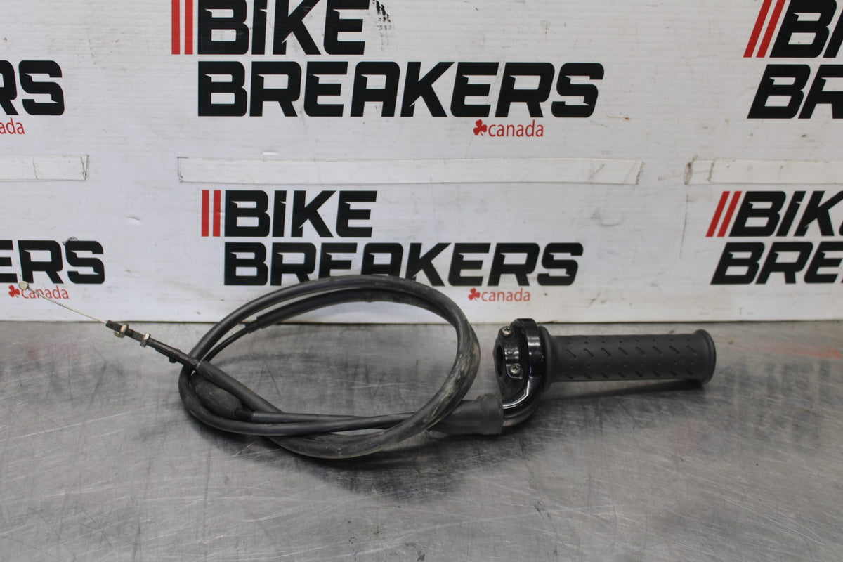 05-08 TRIUMPH SPEED TRIPLE 1050 THROTTLE CABLES LINES & HOUSING BB933