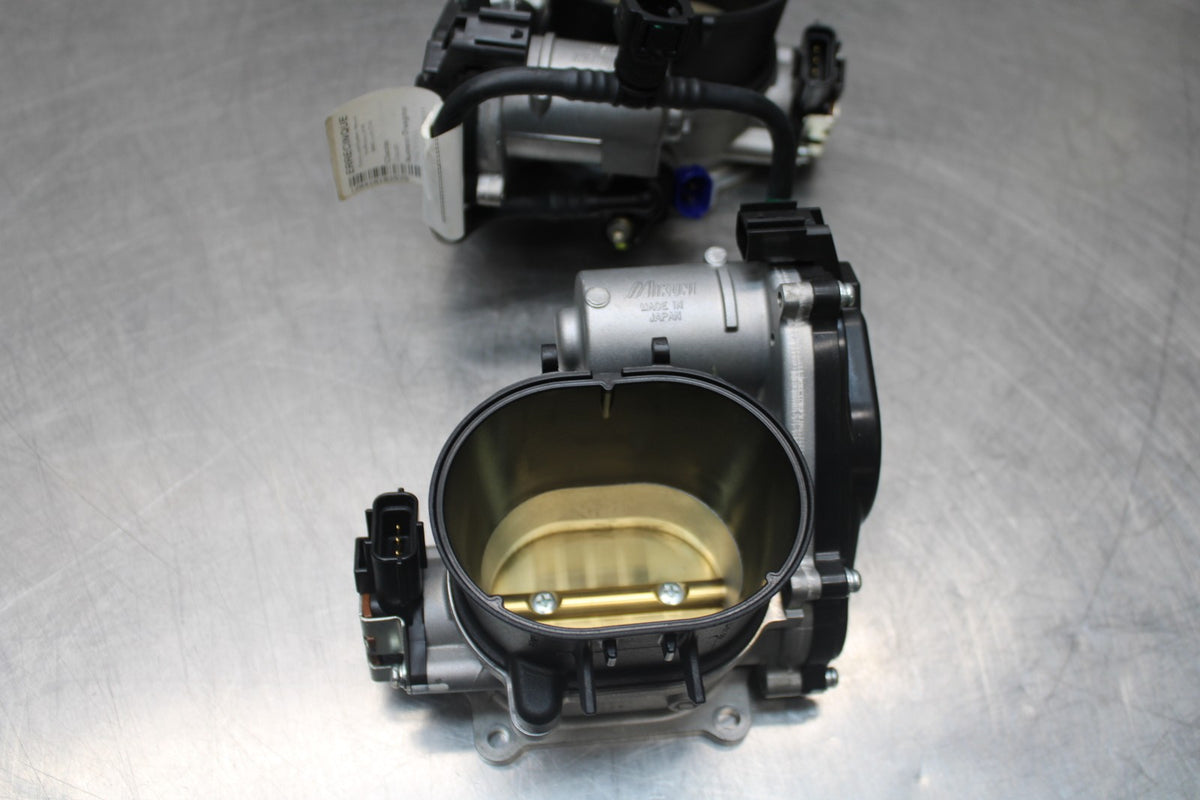 16 DUCATI 959 PANIGALE MAIN FUEL INJECTORS / THROTTLE BODIES BB912
