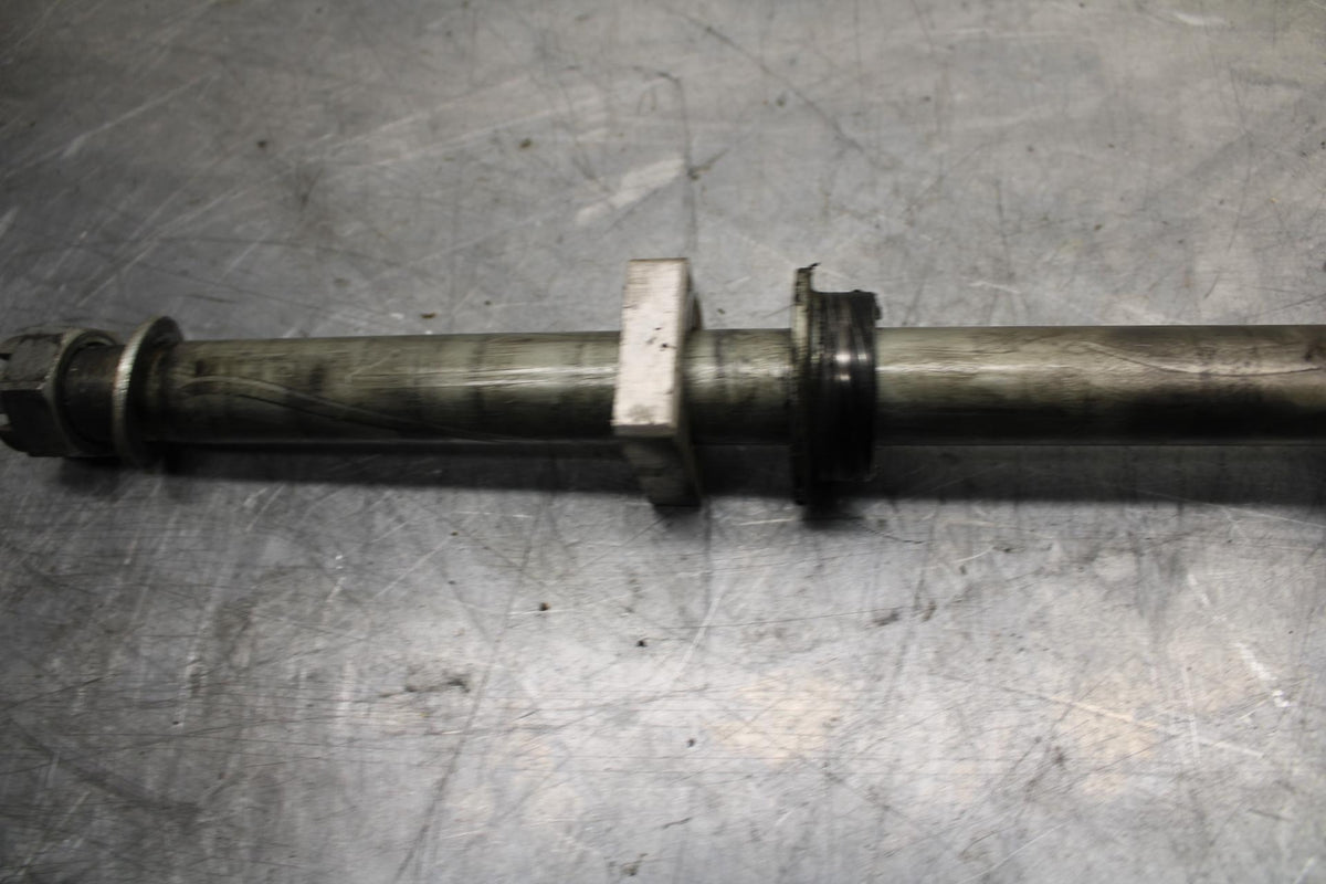 03 KAWASAKI ZX12R REAR AXLE BACK WHEEL RIM PIVOT BOLT AXEL BB472
