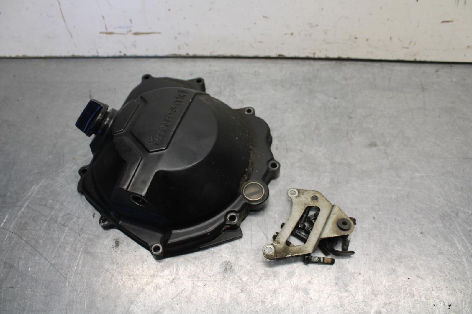 15-16 KAWASAKI EX300 CLUTCH SIDE ENGINE MOTOR COVER BB635