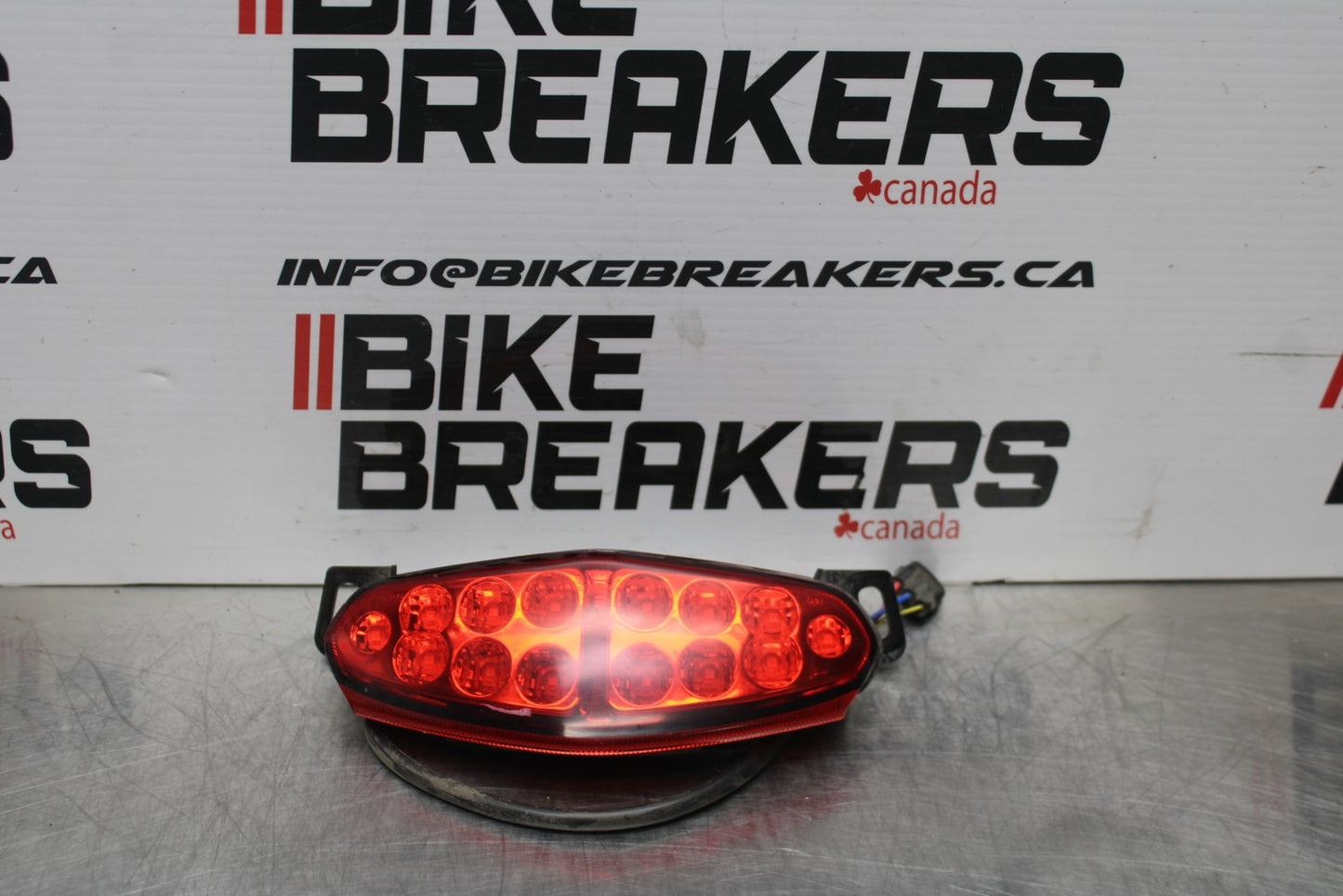 09-10 KAWASAKI ER-6N REAR TAIL TAILLIGHT BACK BRAKE LIGHT BB205
