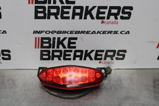 09-10 KAWASAKI ER-6N REAR TAIL TAILLIGHT BACK BRAKE LIGHT BB205