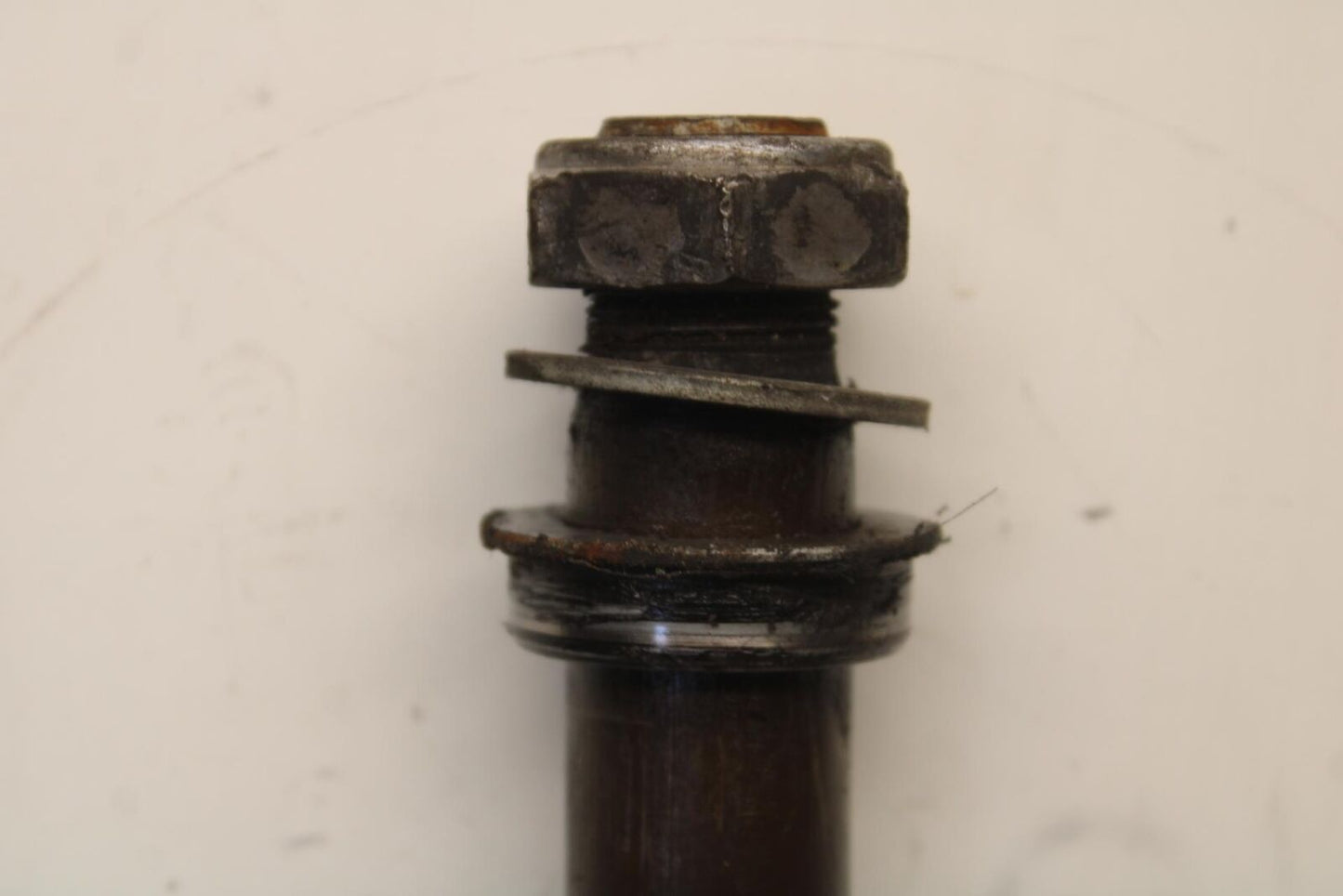03-04 HONDA CBR600RR REAR AXLE BACK WHEEL RIM PIVOT BOLT AXEL  BB637