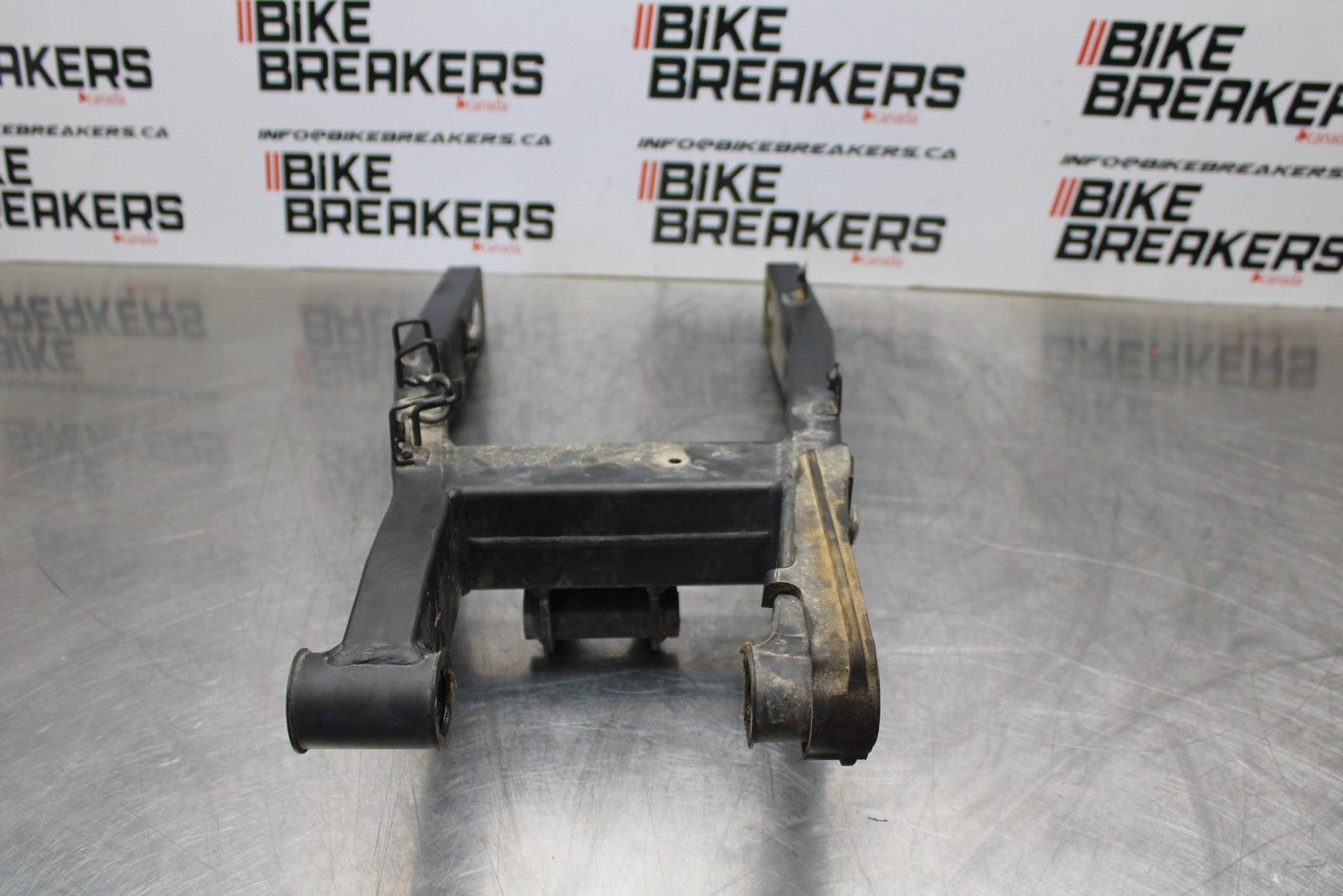 18-23 KAWASAKI NINJA 400 EX400 ABS REAR SWINGARM BACK SUSPENSION SWING ARM BB177