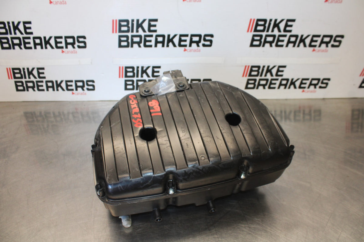 18 SUZUKI GSXR750 AIRBOX AIR INTAKE FILTER BOX BB891