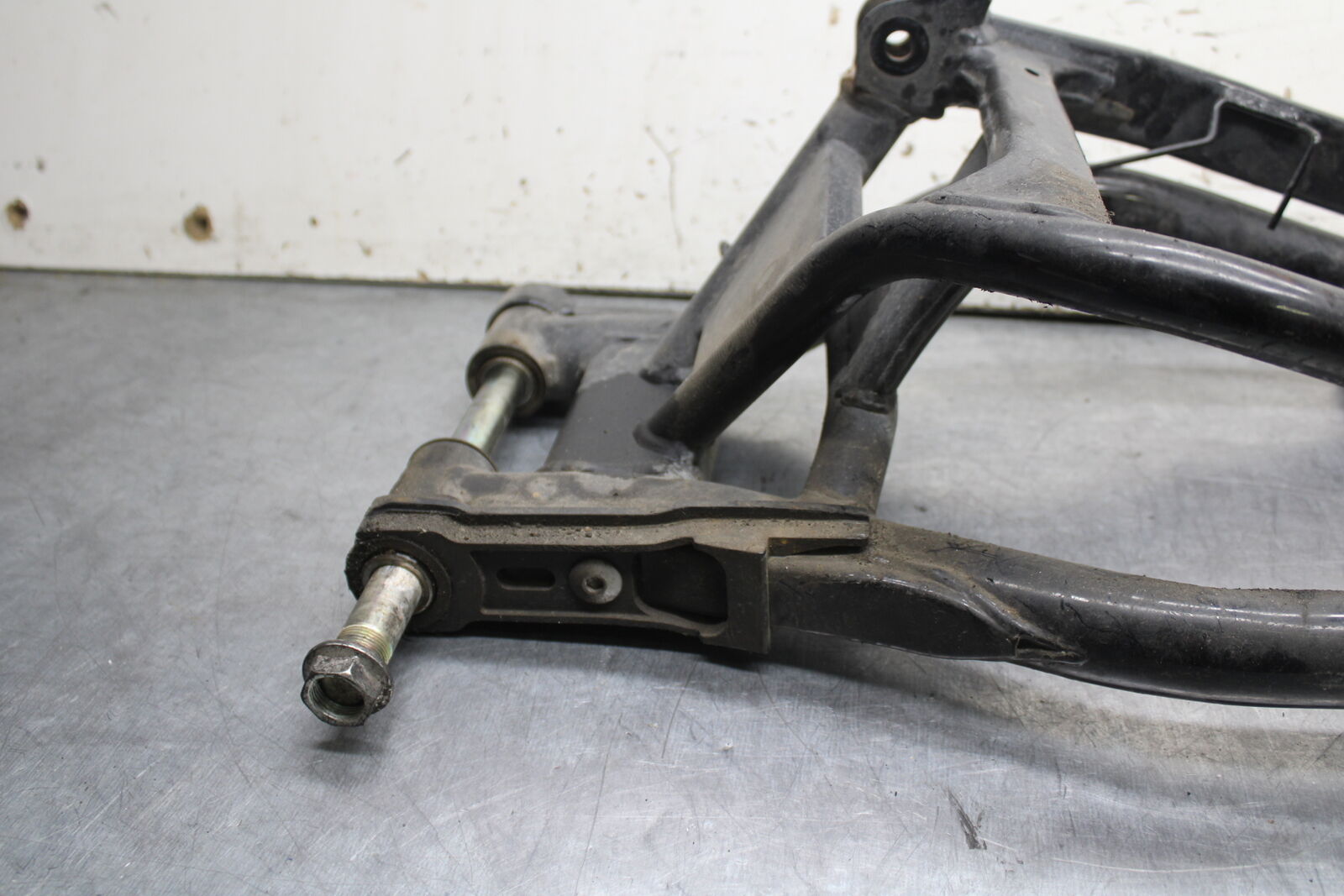 14-15 KAWASAKI NINJA 650 EX650F ABS REAR SWINGARM SUSPENSION SWING ARM BB741