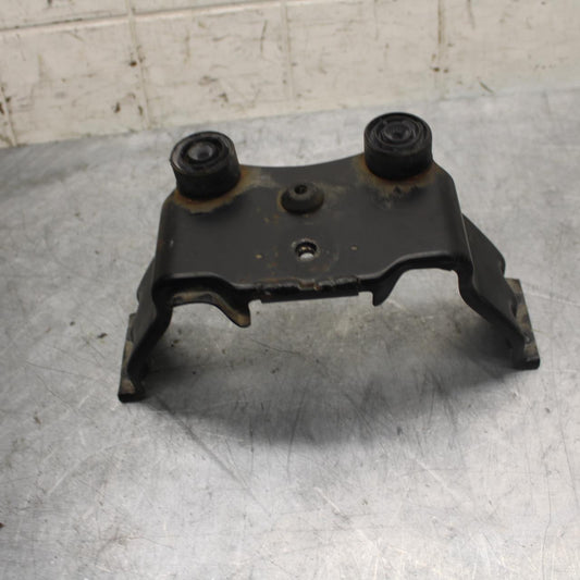 2005 Kawasaki Ninja 500R EX500D GAS TANK FUEL CELL PETROL RESERVOIR BRACKET BB36