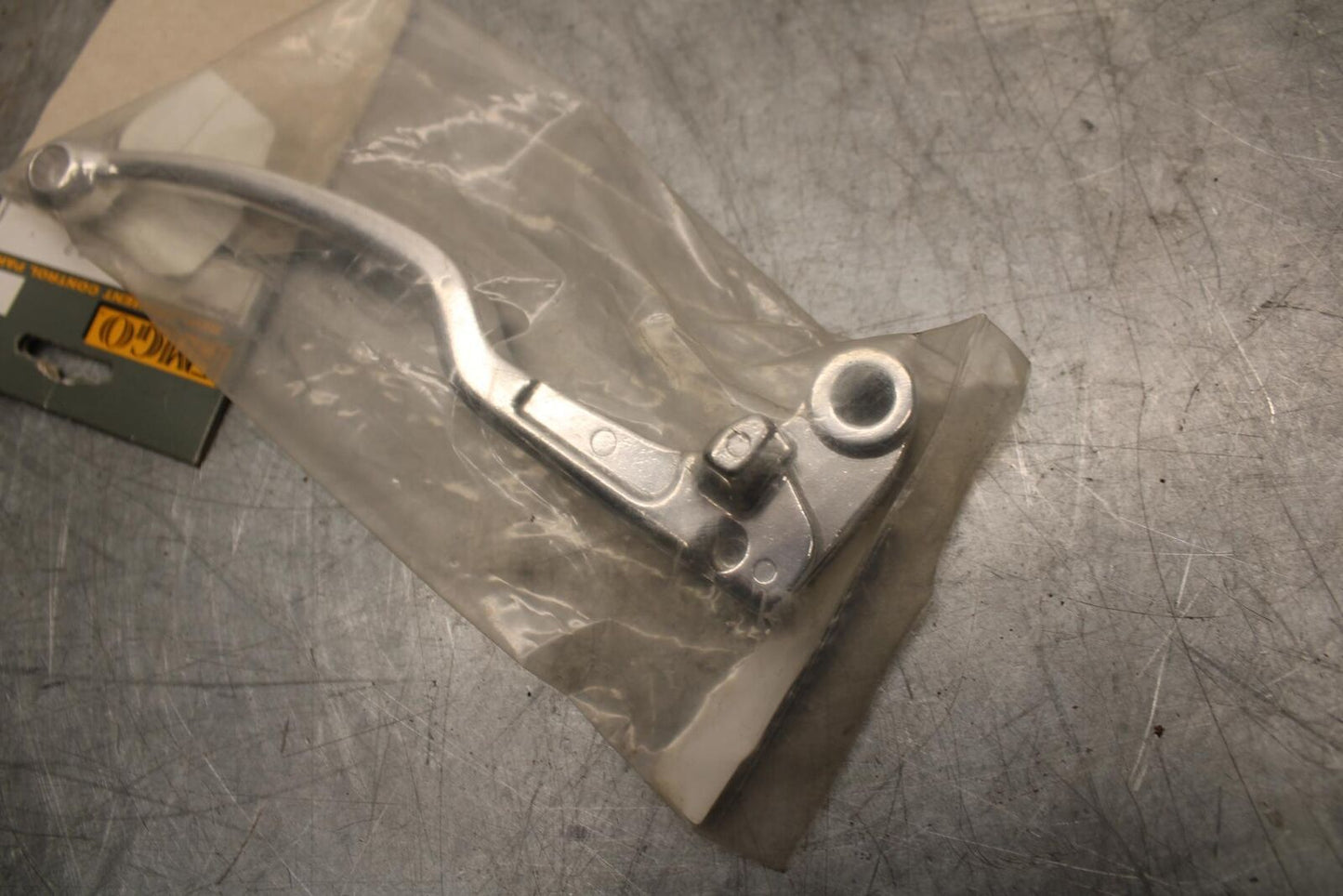 2007 Yamaha YZF R1 FZS LEFT HANDLEBAR CLIPON CLUTCH LEVER BB483