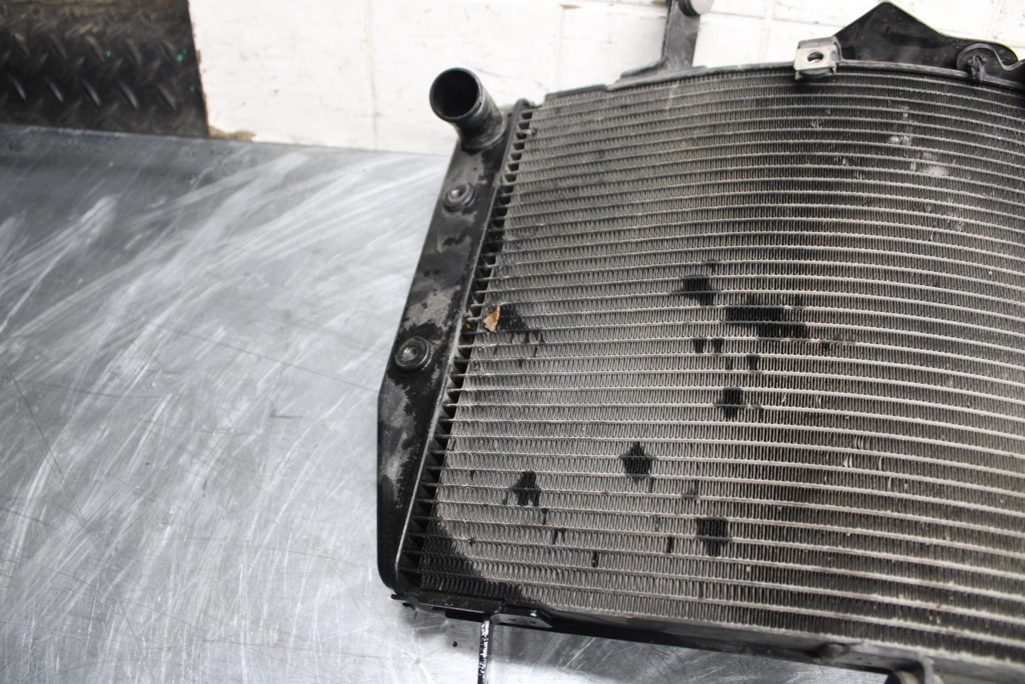 07 YAMAHA YZF R6 ENGINE RADIATOR COOLER COOLING RADIATER 2C0-12461-00-00 BB495