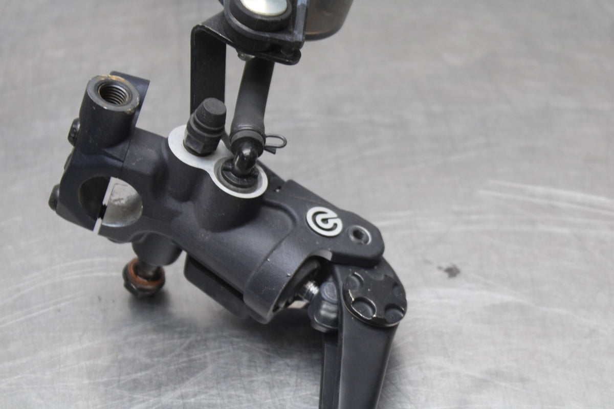 22 HARLEY-DAVIDSON PAN AMERICA 1250 FRONT BRAKE MASTER CYLINDER w/ LEVER BB910