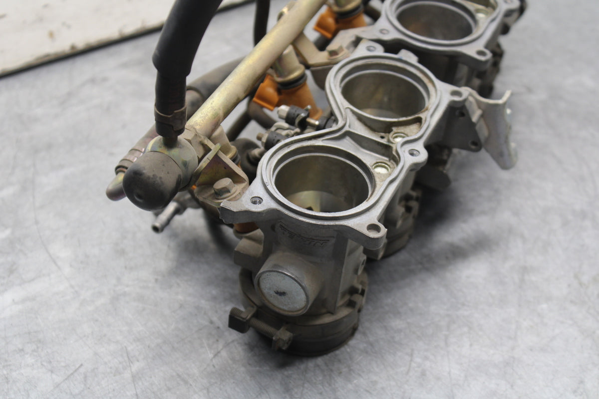 05-06 HONDA CBR600RR MAIN FUEL INJECTORS / THROTTLE BODIES 16401-MEE-A01 BB655