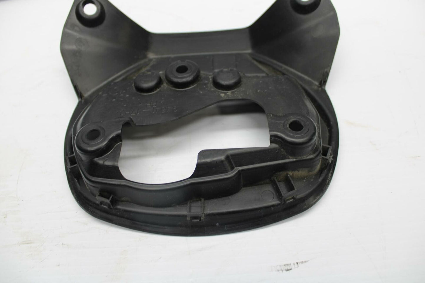 13-16 SUZUKI BANDIT 1250S  CLUSTER GAUGE INSTRUMENT CLUSTER TRIM PANEL BB238