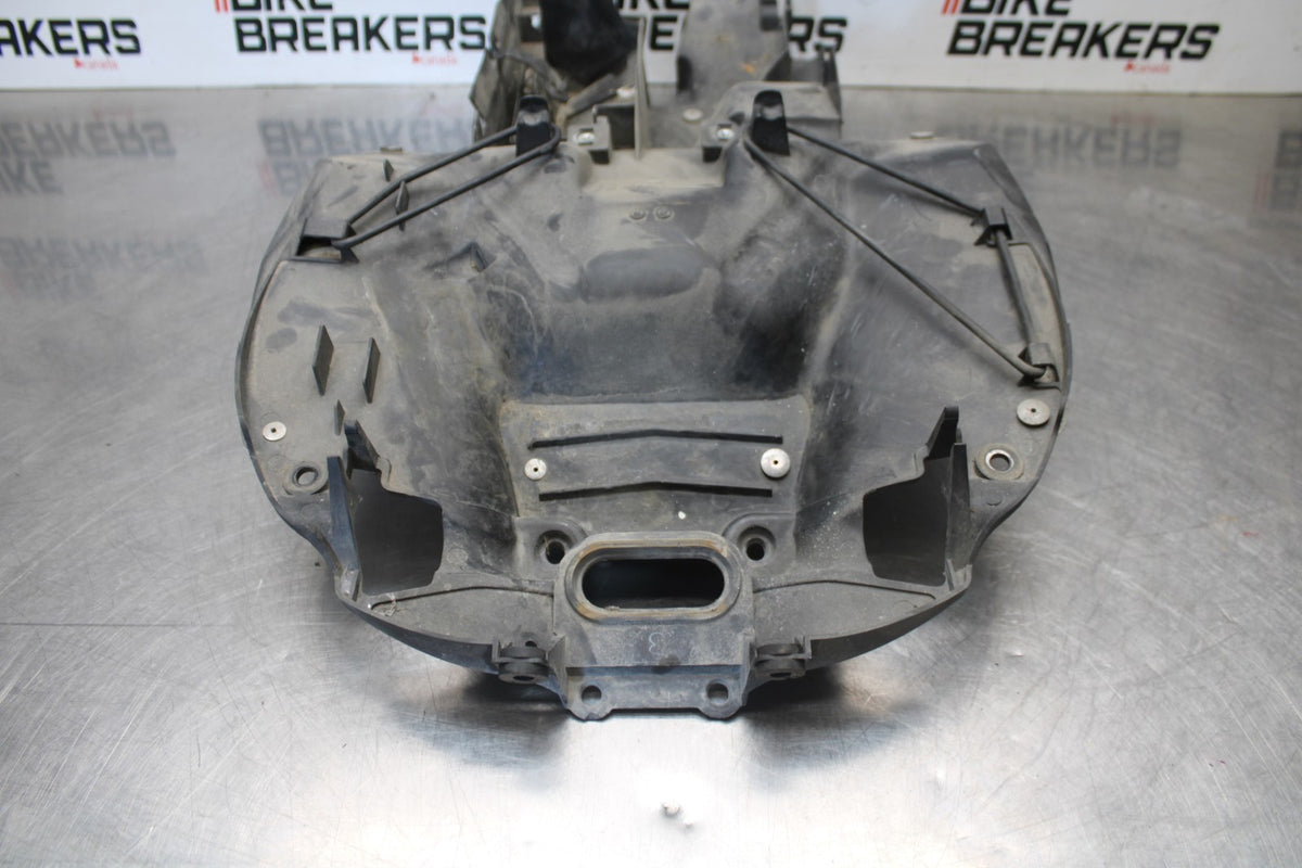 06-07 HONDA INTERCEPTOR 800 VFR800 REAR TAIL UNDERTAIL FAIRING COWL FENDER BB917
