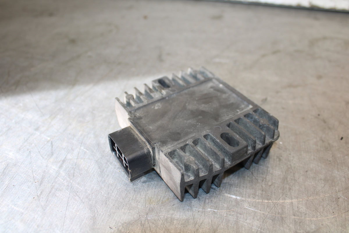 05-06 YAMAHA ROAD STAR XV1700A RECTIFIER VOLTAGE REGULATOR BB703