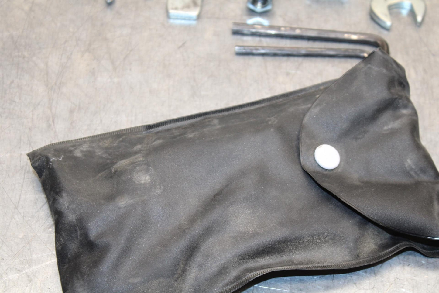 09-12 KAWASAKI NINJA ZX6R ZX600R STOCK TOOLS TOOL BAG KIT SET 56007-0052 BB617