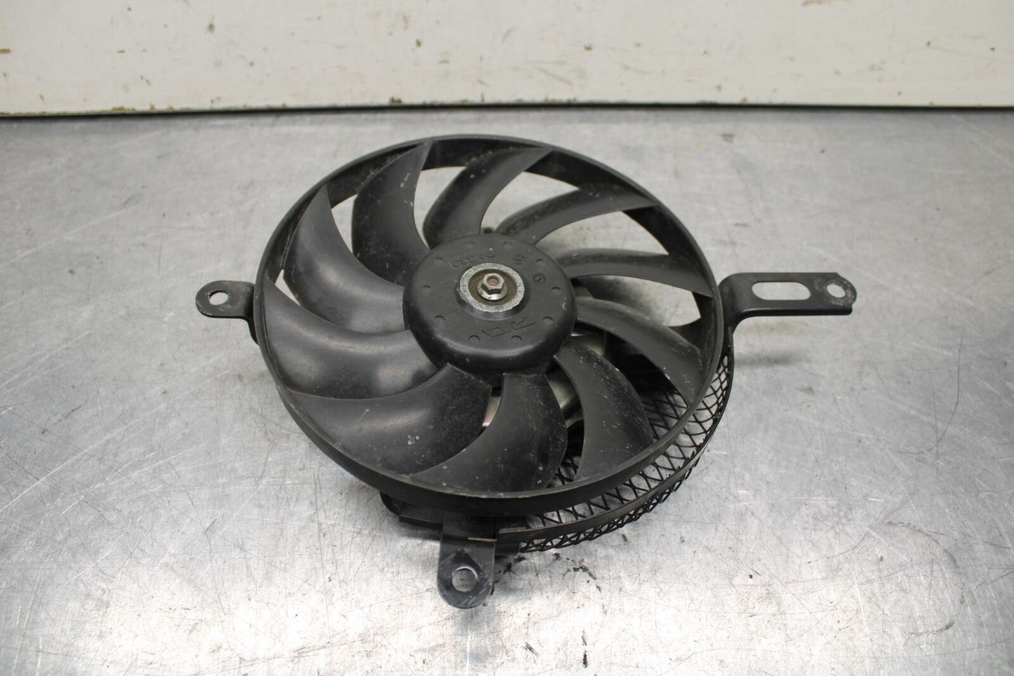 11-24 SUZUKI GSXR  600 750 ENGINE RADIATOR COOLING FAN BB95