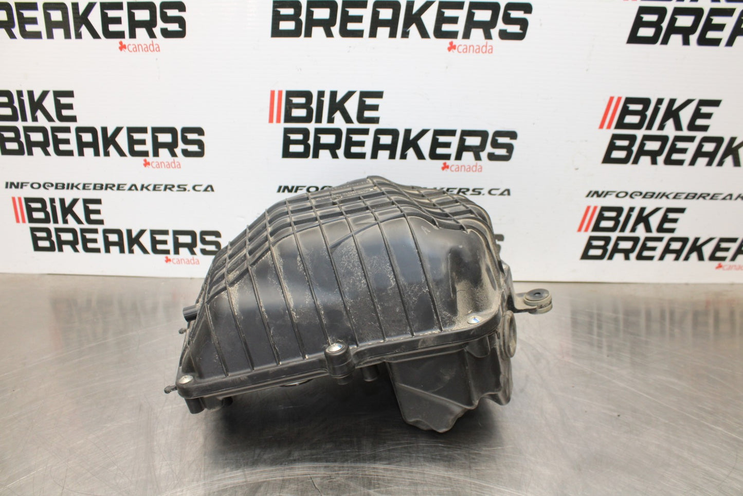 18-23 KAWASAKI NINJA 400 EX400 ABS AIRBOX AIR INTAKE FILTER BOX BB177