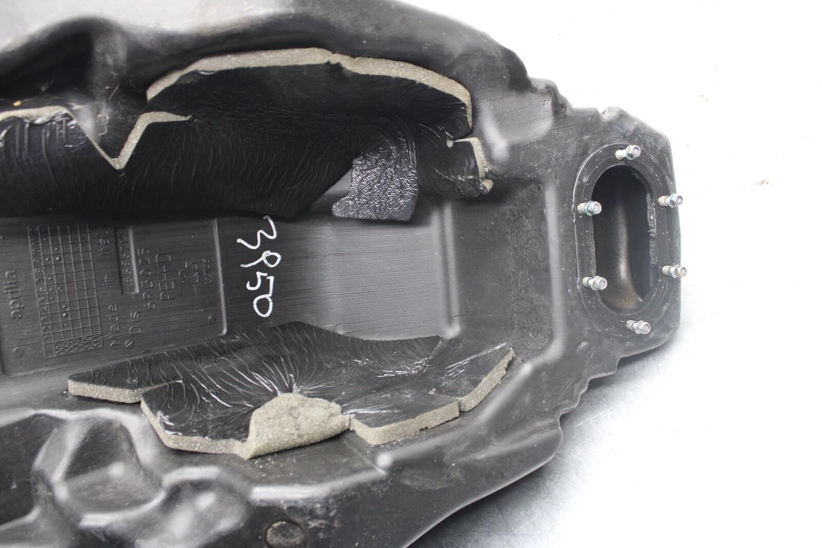 2009 Aprilia Shiver 750 SL750 GAS TANK FUEL CELL PETROL RESERVOIR BB506