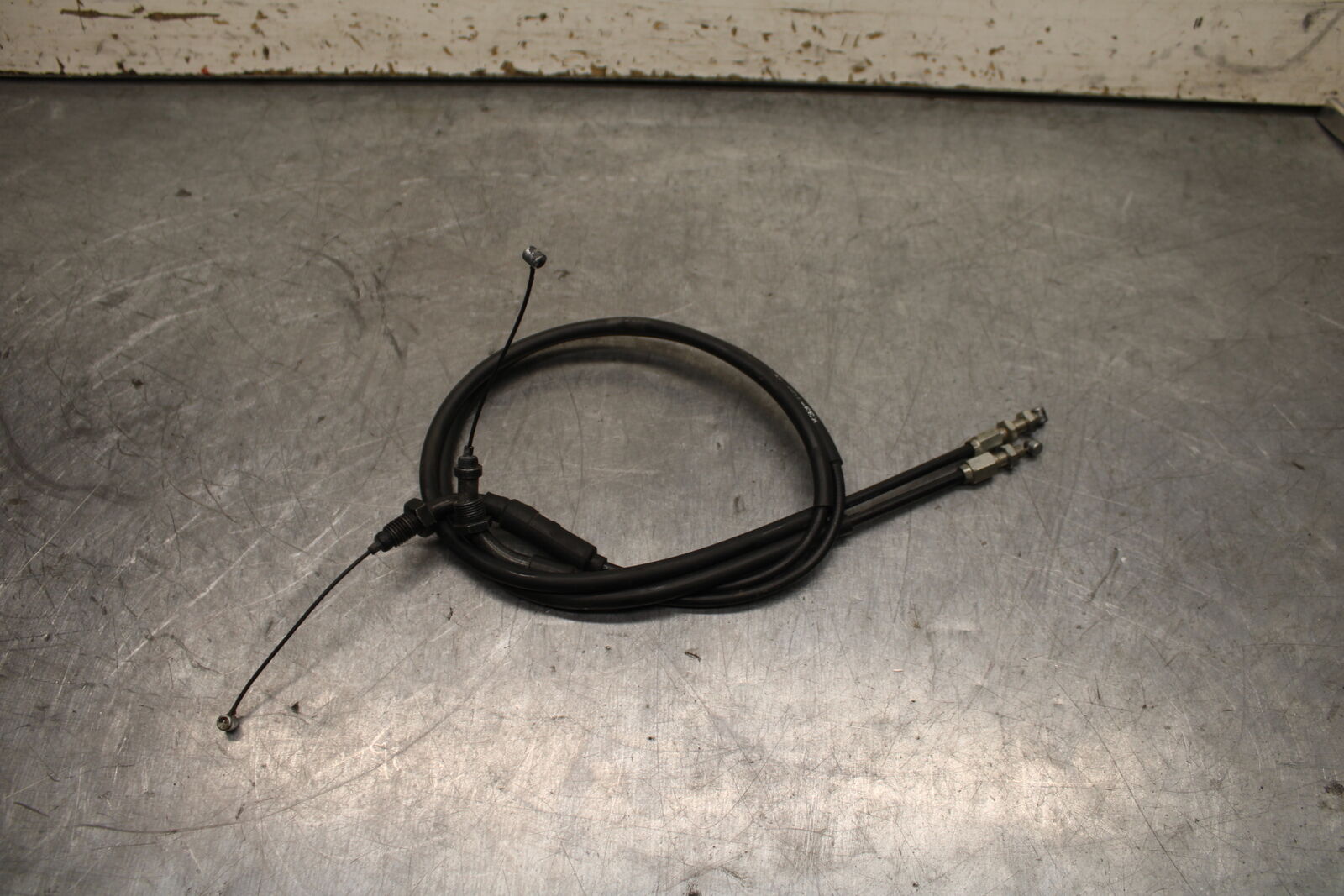 15-16 HONDA CB300F THROTTLE CABLES LINES BB740