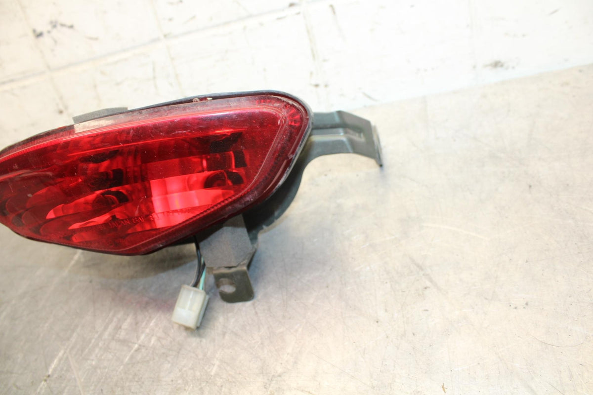 2003 Suzuki Vstrom 1000 DL1000 REAR TAIL TAILLIGHT BACK BRAKE LIGHT BB07