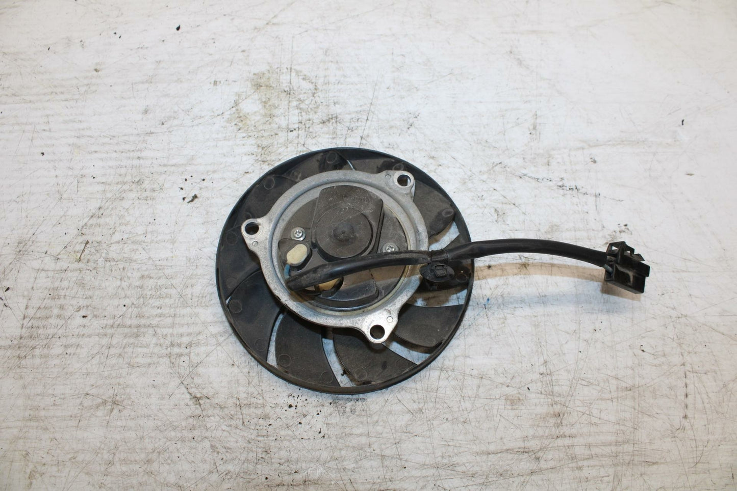 15-17 YAMAHA YZF R3 ENGINE RADIATOR COOLING FAN 2MS-E2405-00-00 BB288