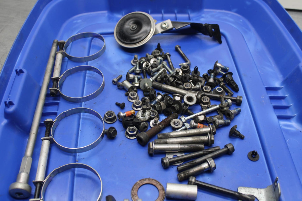 2016 Kawasaki ZX10R ZX1000 ABS KRT Edition ENGINE MISC BOLTS HARDWARE  BB86
