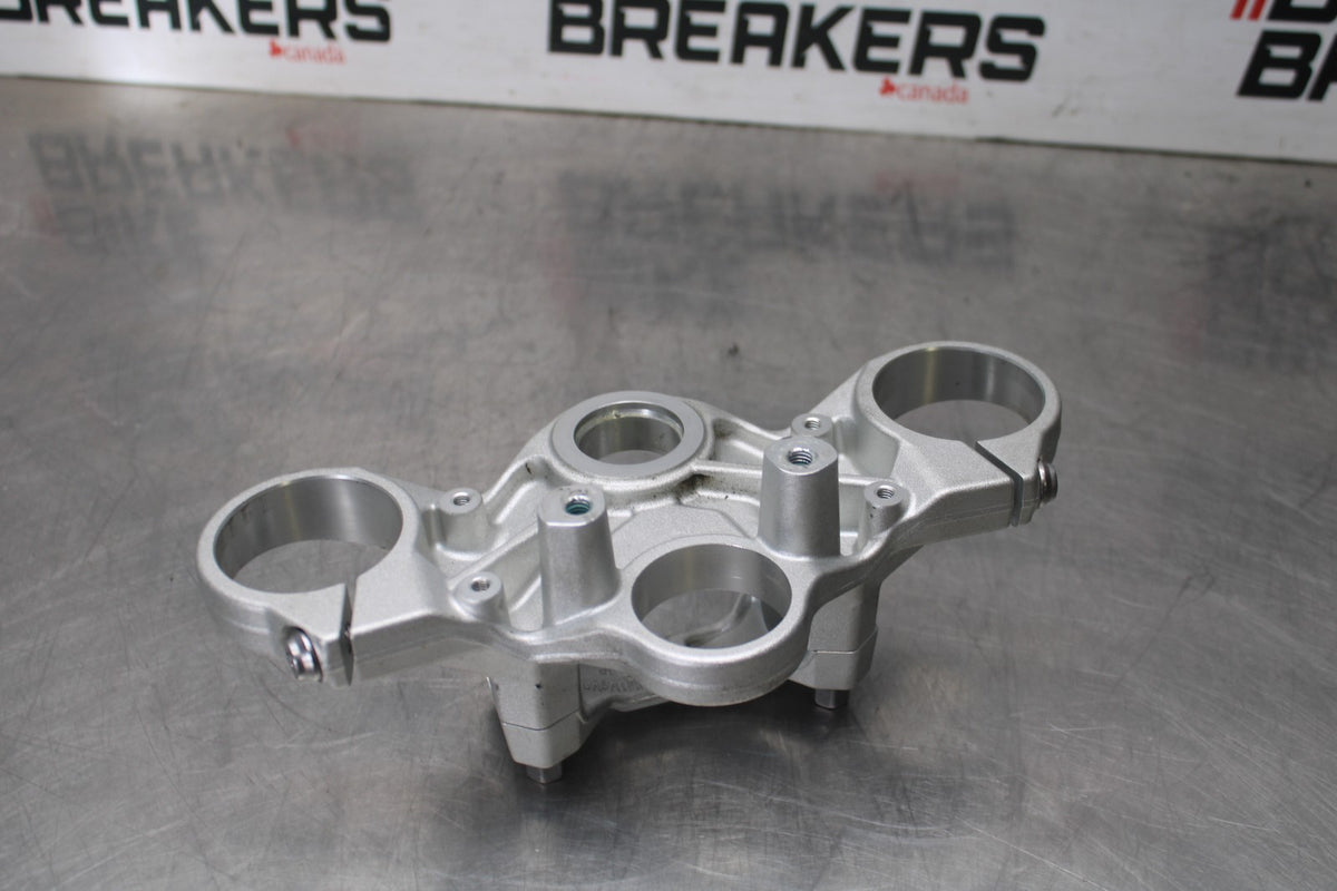 20-23 BMW F900R FORKS UPPER TRIPLE TREE CLAMP BB923
