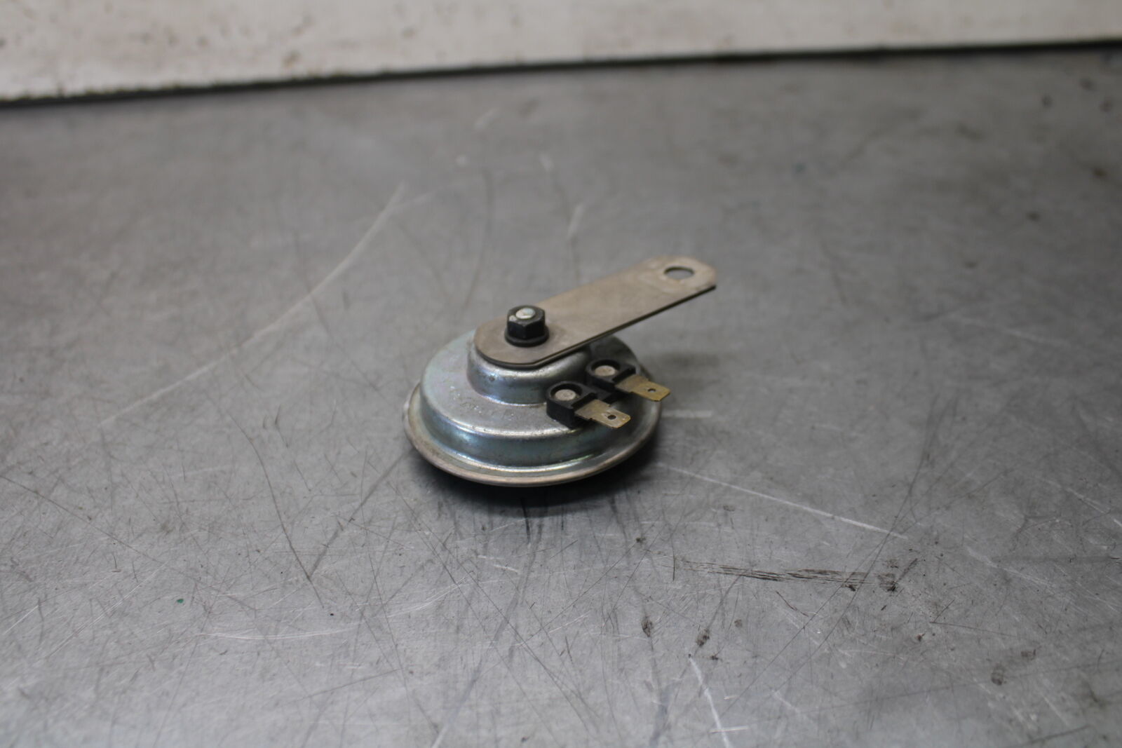 17-24 SUZUKI SV650 HORN SIGNAL BB706