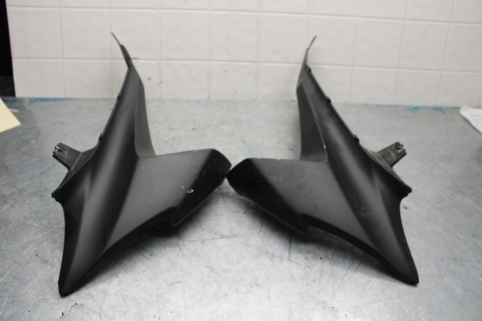 09-16 SUZUKI GSXR1000 LEFT RIGHT RAM AIR INTAKE DUCT PANEL COWL SET  BB439