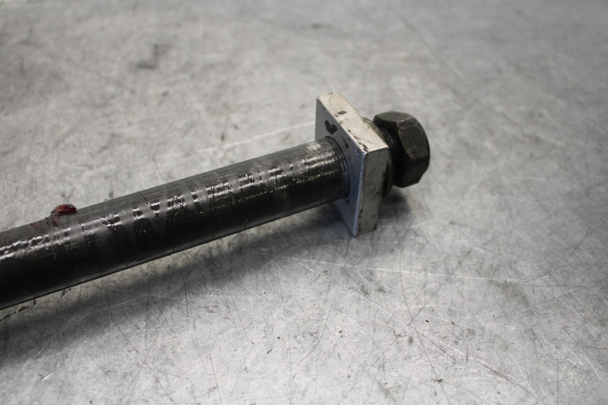 1998 Yamaha YZF R1 REAR AXLE BACK WHEEL RIM PIVOT BOLT AXEL 4XV-25381-00-00 BB53