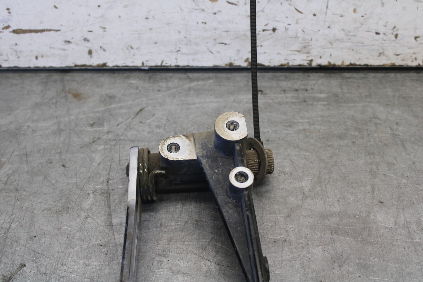 05-06 YAMAHA ROYAL STAR RIGHT REARSET BRAKE FOOT PEDAL BB697