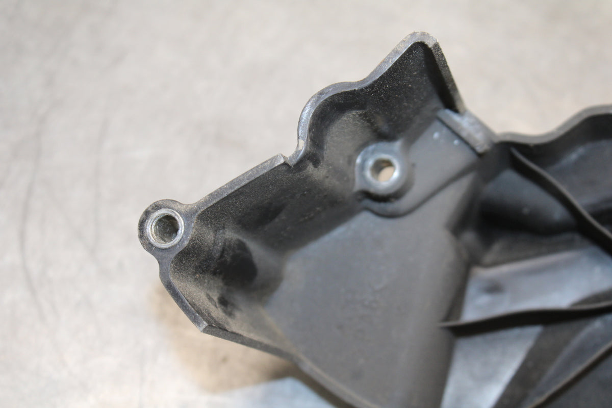 07-08 YAMAHA YZF R1 ENGINE SPROCKET COVER BB724