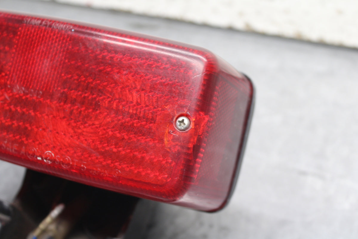78-81 YAMAHA XS1100 REAR TAIL TAILLIGHT BACK BRAKE LIGHT BB107