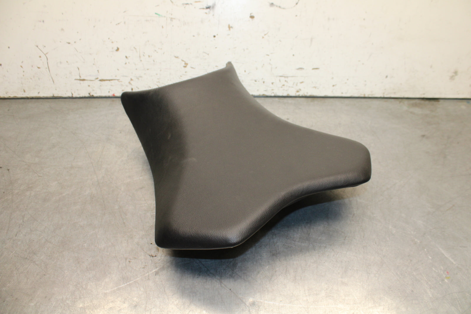 24 KAWASAKI NINJA 500 ABS FRONT DRIVERS SEAT PAD SADDLE PILLION BB730