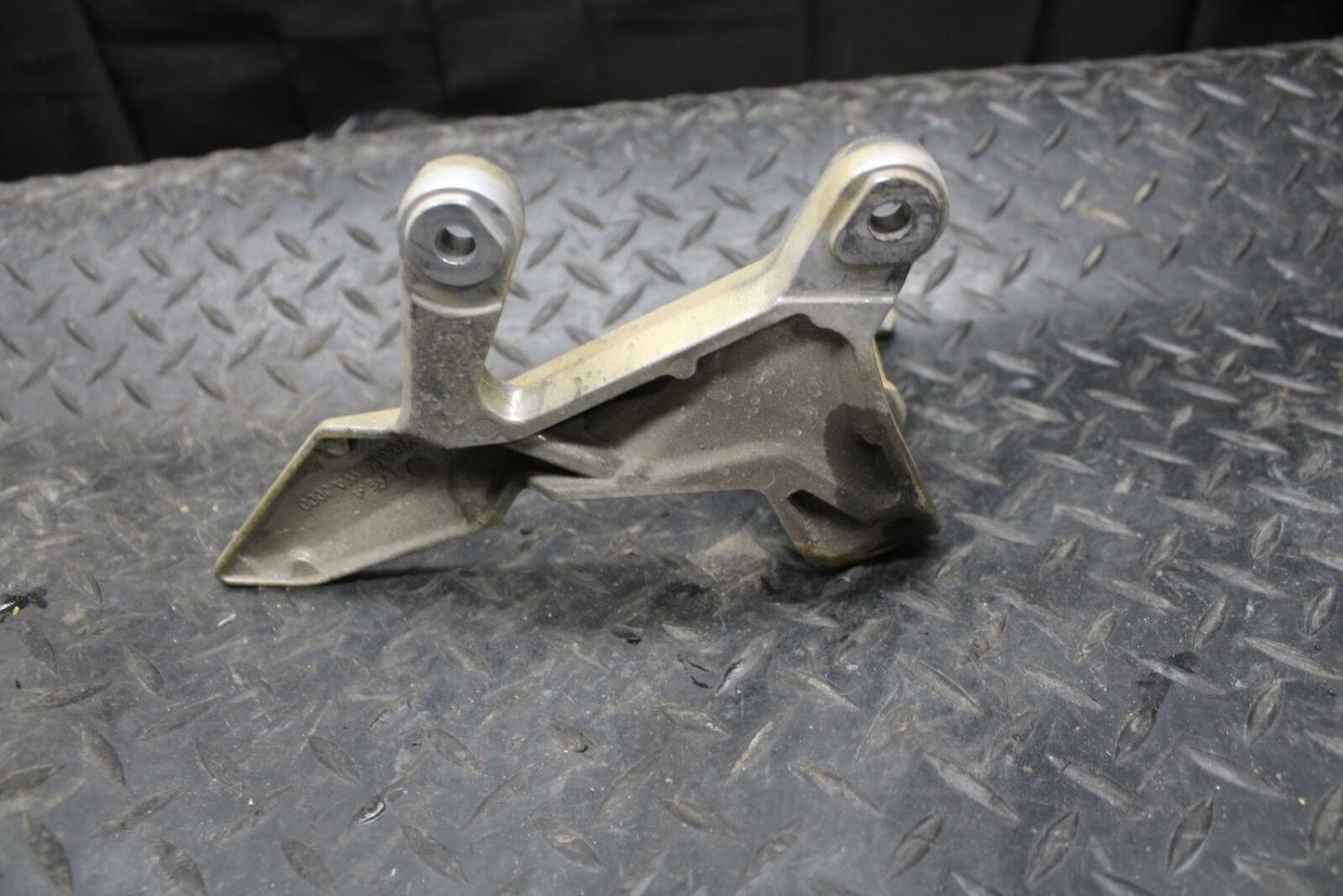 16-18 HONDA CBR500R LEFT REARSET REAR SET DRIVER FOOT PEG REST STOP BB231