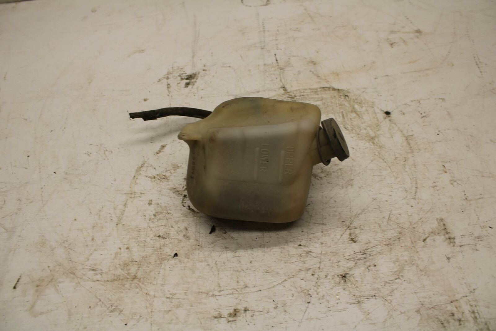 06 HONDA SHADOW 750 VT750C COOLANT WATER TANK RESERVOIR BOTTLE BB352
