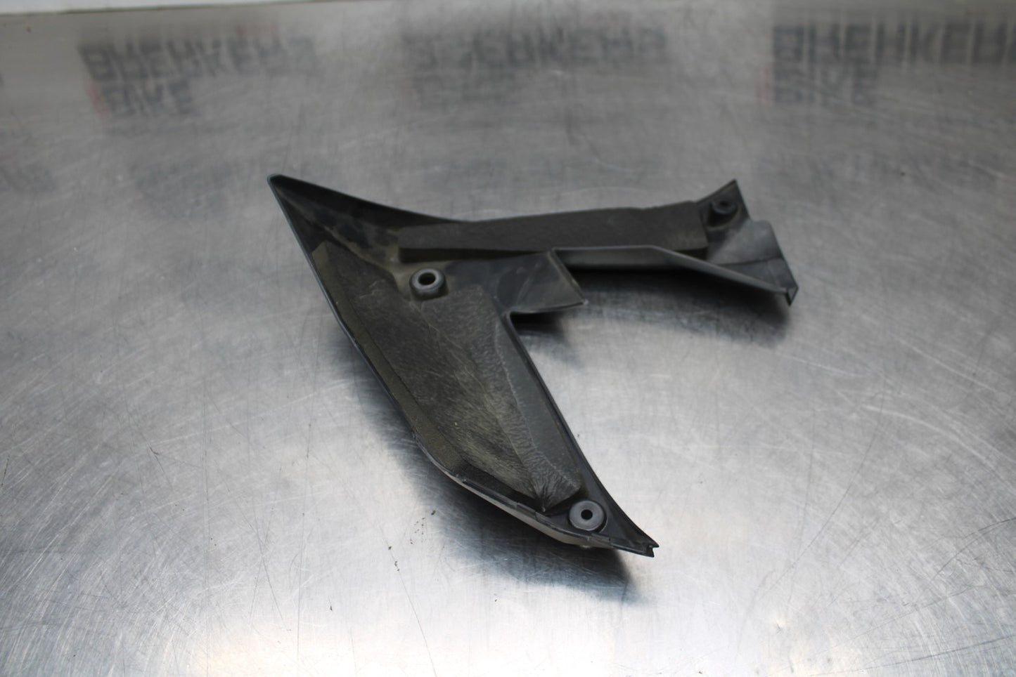 08 KAWASAKI NINJA ZX10R RIGHT MID UPPER SIDE FAIRING COWL PLASTIC BB201