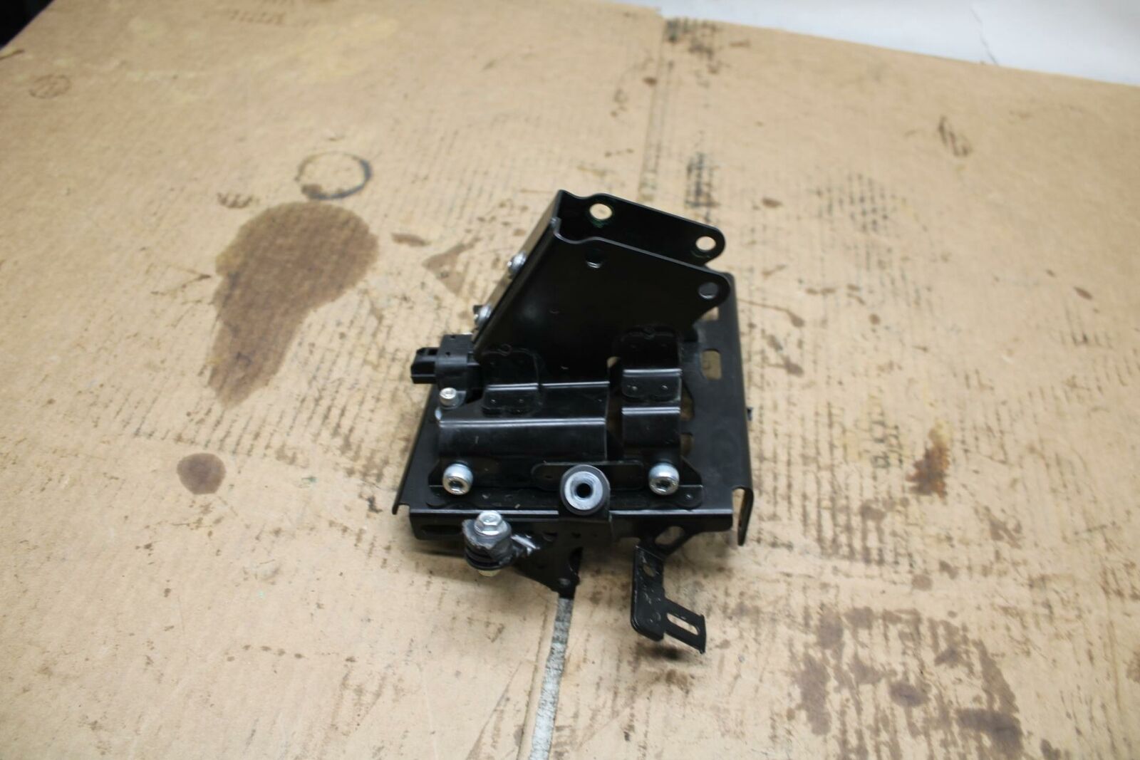 20-22 KAWASAKI Z H2 UPPER FAIRING MIRROR GAUGES STAY BRACKET BB382