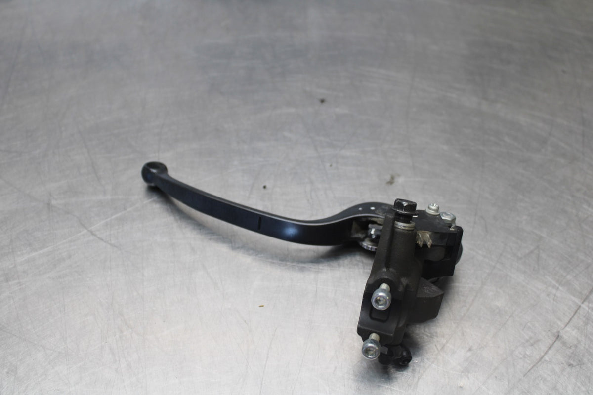 22 KAWASAKI NINJA ZX6R ZX636 ABS 40TH ANNIVERSARY FRONT BRAKE MASTER BB911