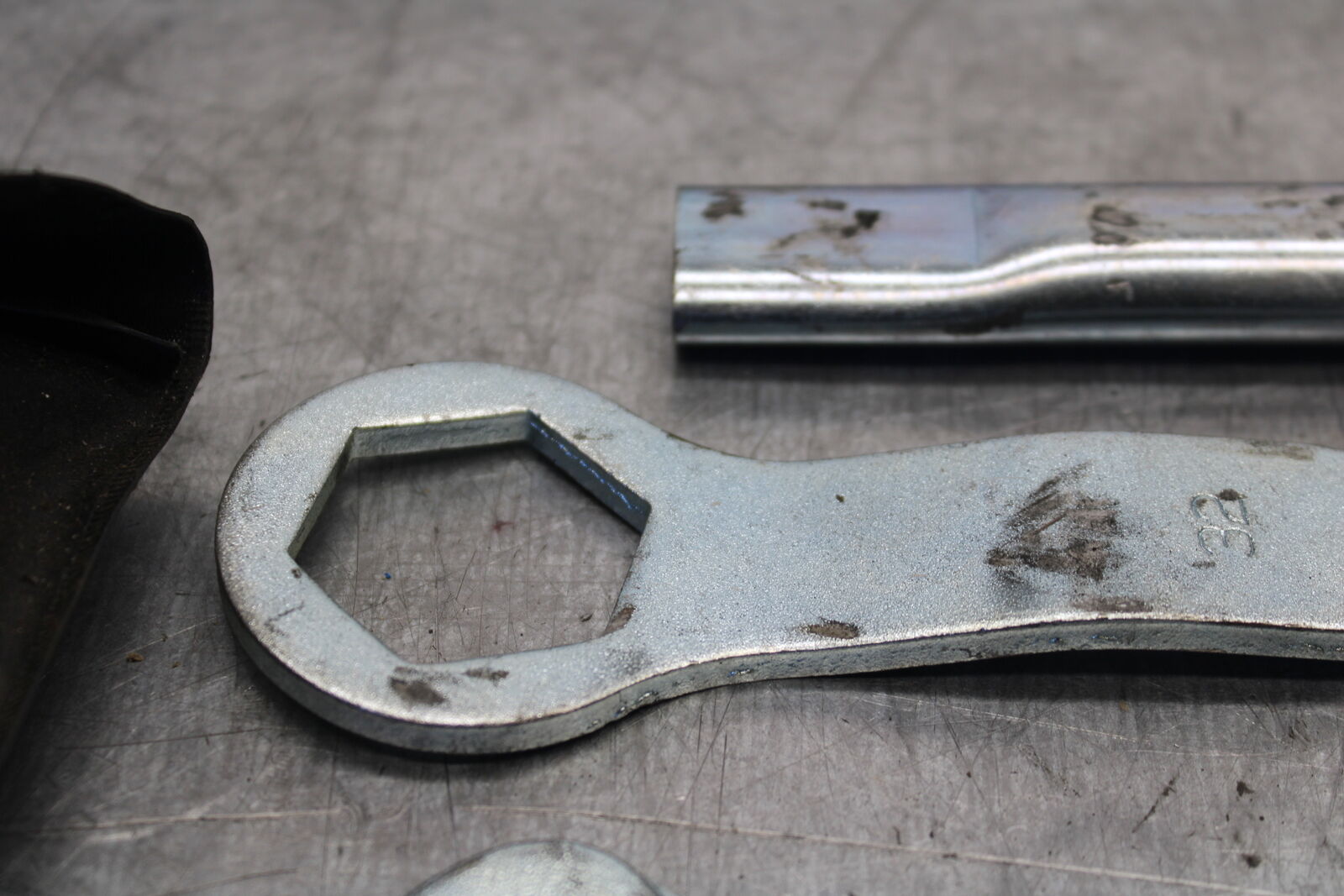 07-09 YAMAHA FZ6 STOCK TOOLS OEM TOOL BAG KIT SET BB713