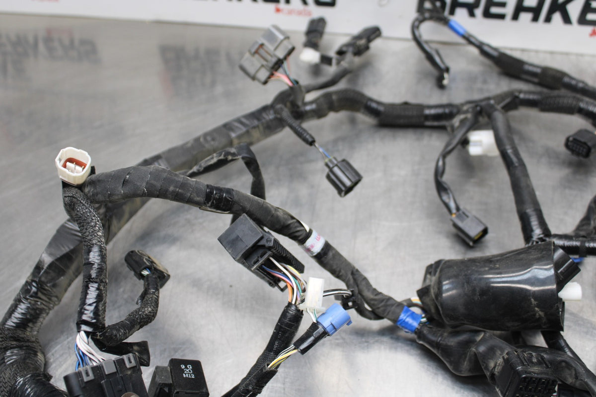 24-25 SUZUKI GSXR1000 MAIN ENGINE WIRING HARNESS MOTOR WIRE LOOM BB767