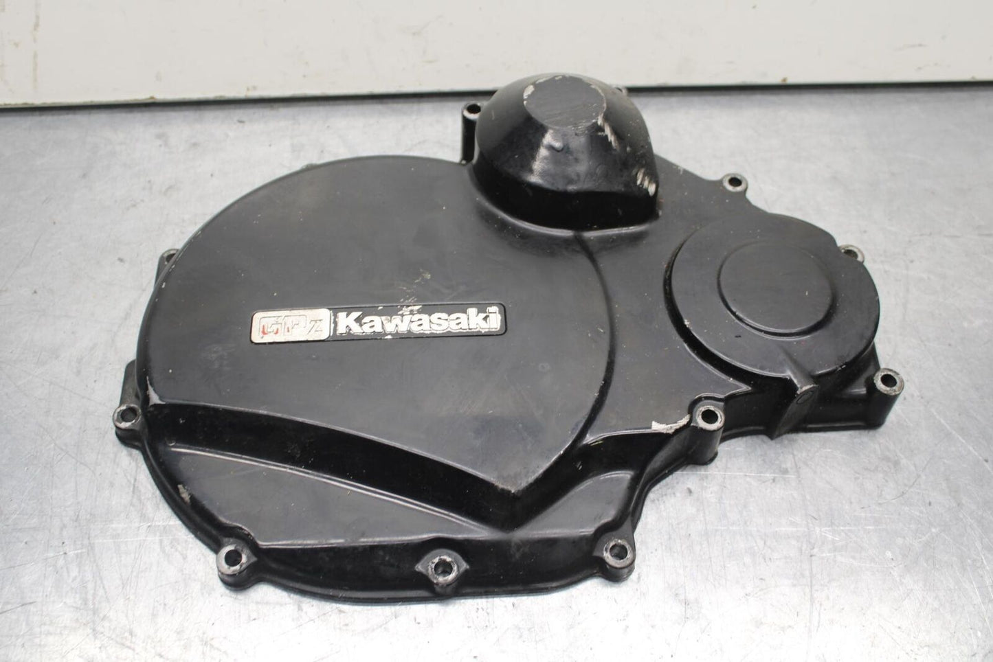 1985 Kawasaki Ninja 900R ZX900A CLUTCH SIDE ENGINE MOTOR COVER BB84