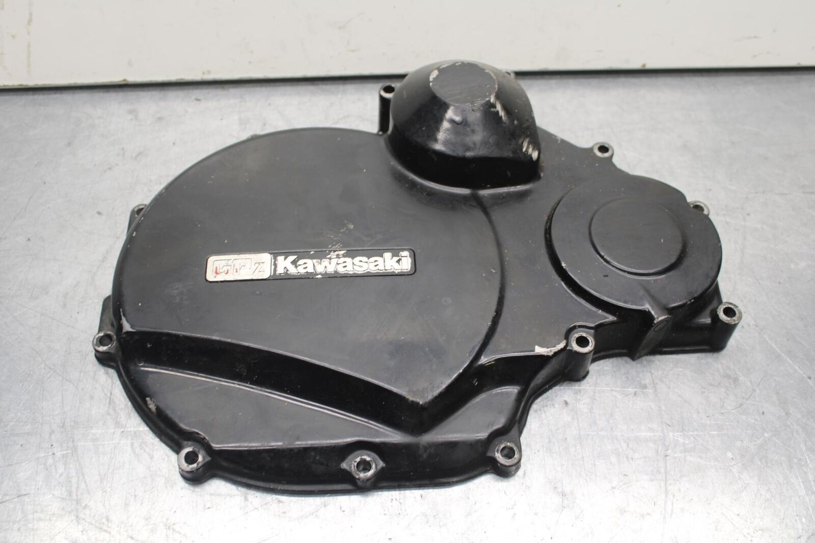 1985 Kawasaki Ninja 900R ZX900A CLUTCH SIDE ENGINE MOTOR COVER BB84