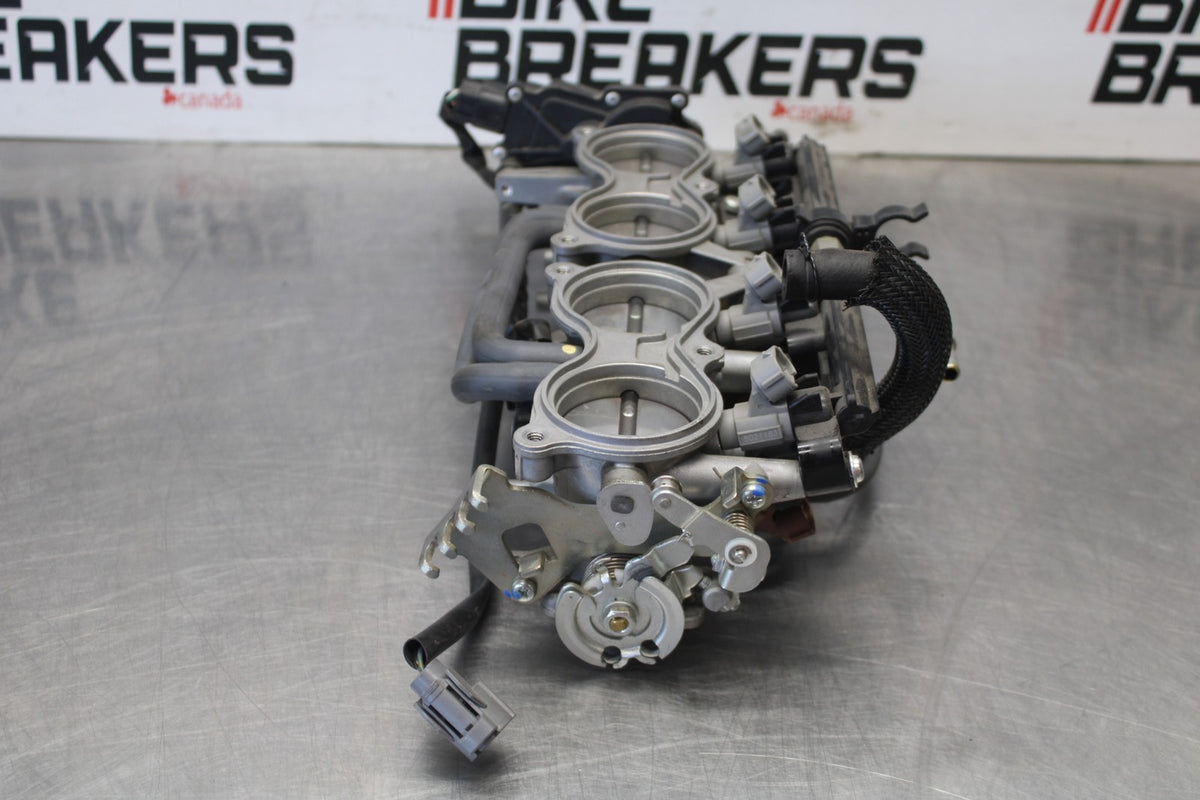 08-10 SUZUKI GSXR 600 MAIN FUEL INJECTORS / THROTTLE BODIES BB765