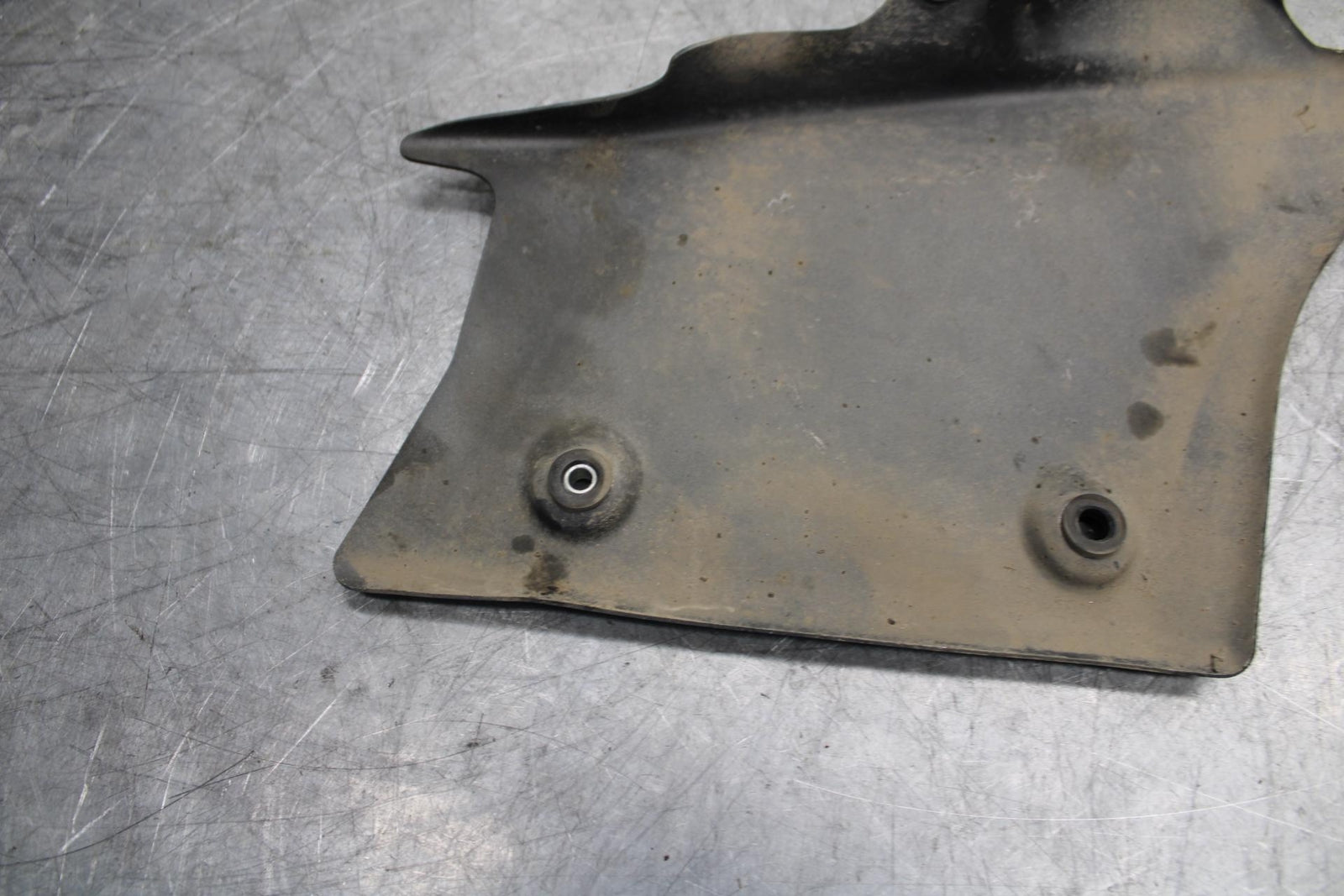 2012 Kawasaki Ninja ZX6R REAR MUFFLER EXHAUST PIPE COVER HEAT SHIELD BB529