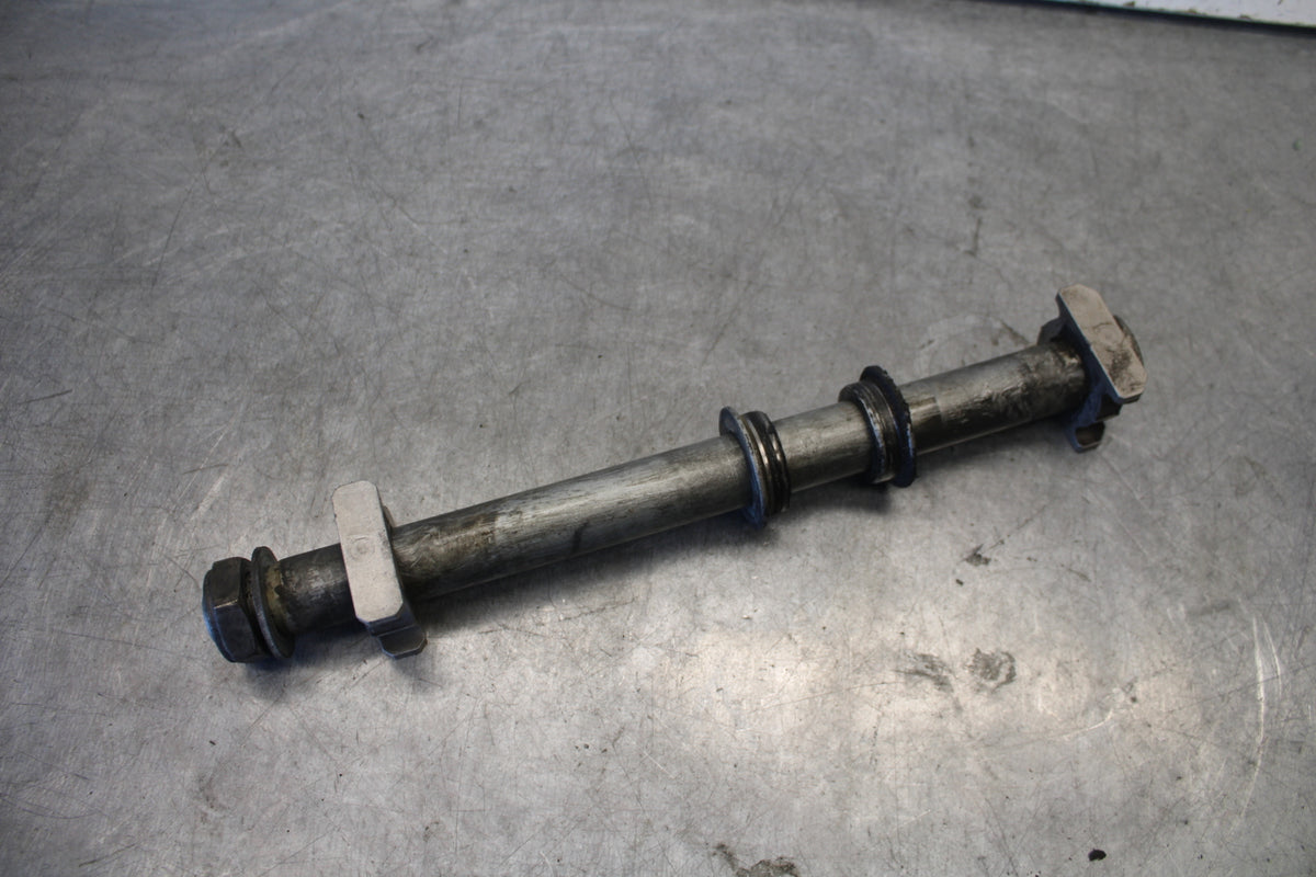 07-12 HONDA CBR600RR REAR AXLE BACK WHEEL RIM PIVOT BOLT AXEL BB672