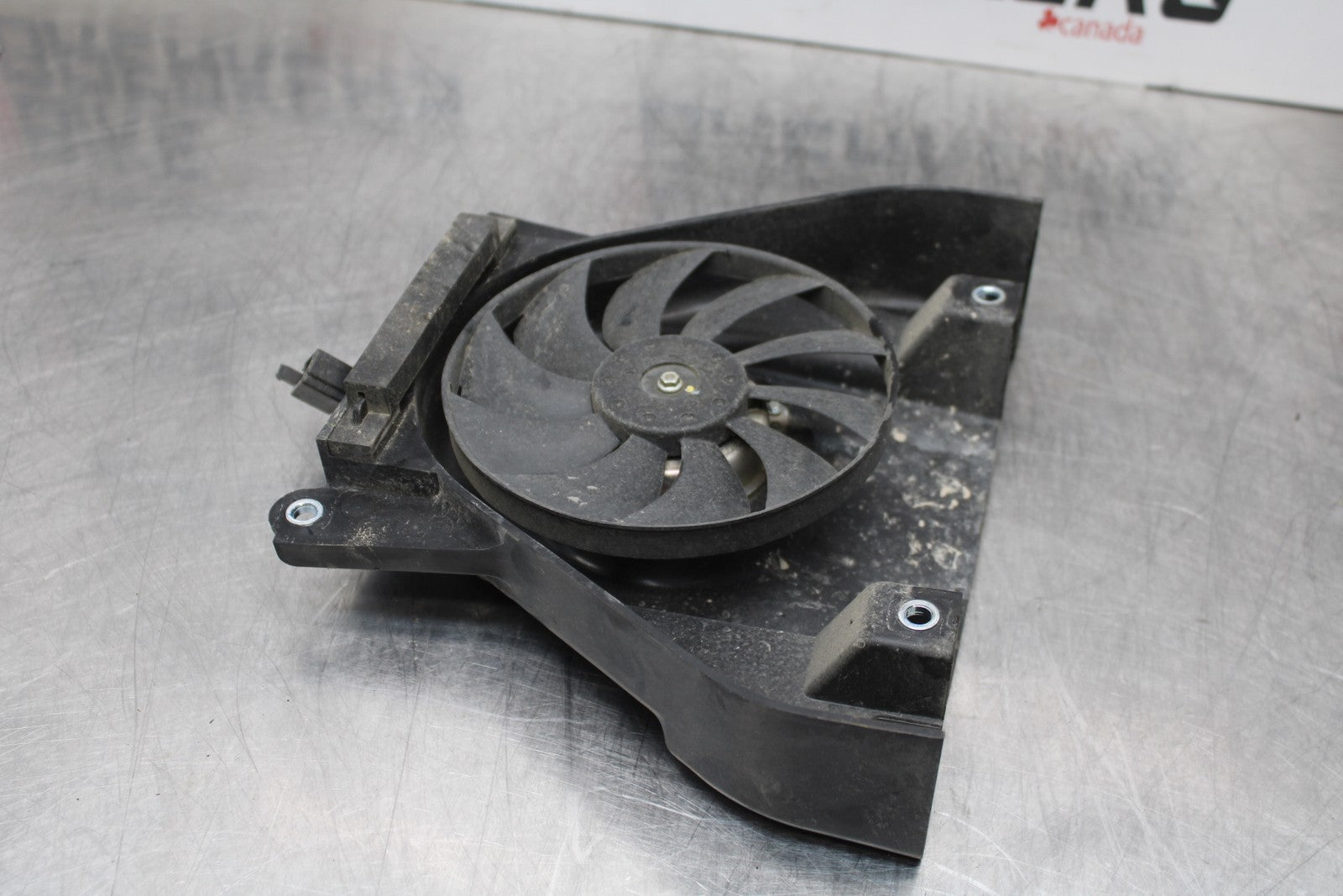 13-17 KAWASAKI NINJA 300 EX300 ABS ENGINE RADIATOR COOLING FAN BB187