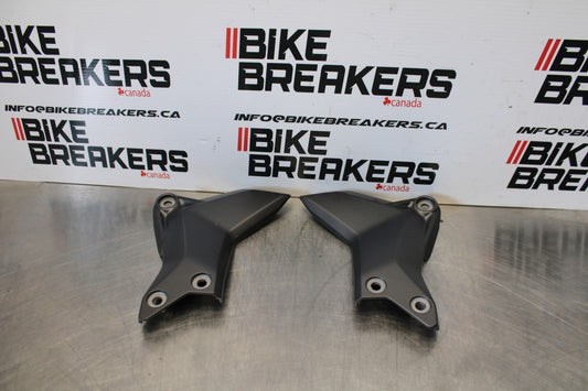 22-25 YAMAHA YZF R7 RIGHT LEFT FRAME MID SIDE COVERS COWLS PANELS TRIM BB176