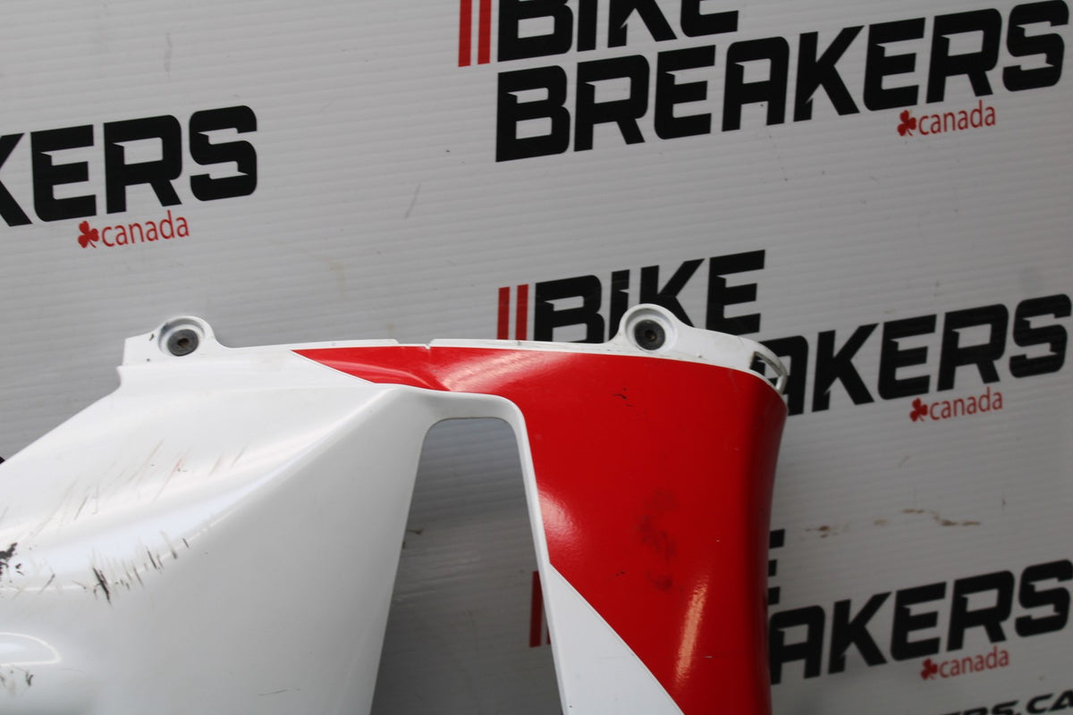 13-24 HONDA CBR600RR RIGHT LOWER BOTTOM BELLY SIDE FAIRING COWL  BB772