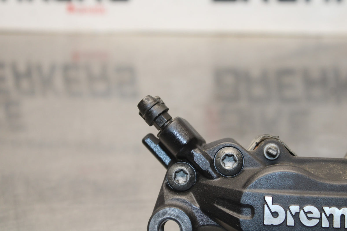 19 MOTO GUZZI V7 III LEFT FRONT BRAKE CALIPER BB831
